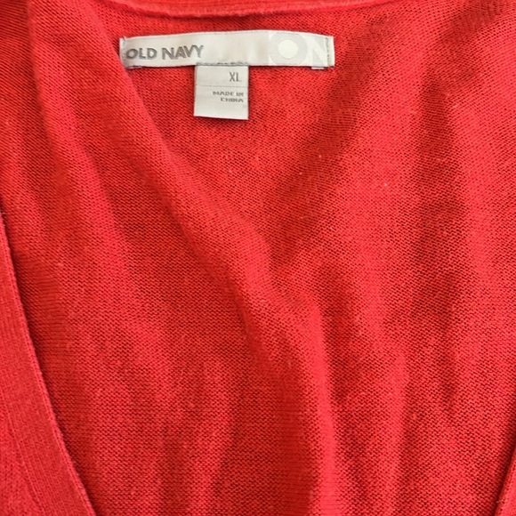 Old Navy Lightweight Red Button Down V Neck Cardigan w Button Accents Cuffs XL - Picture 2 of 6